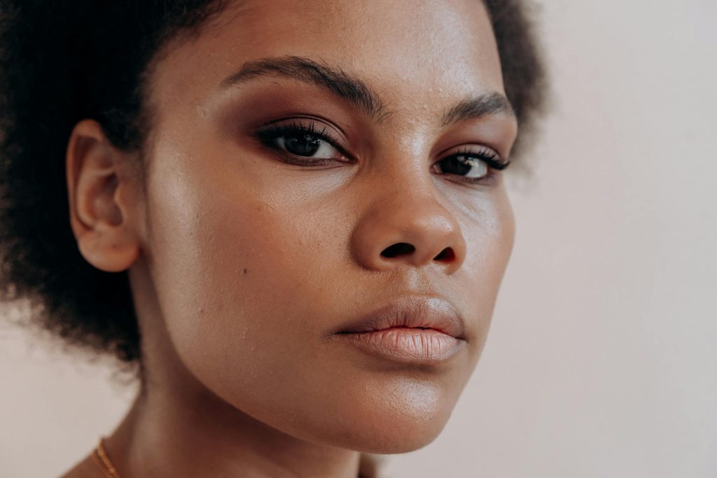 Recupera tu esencia: técnicas para elevar la autoestima después de los 50 años - como melhorar a Autoestima depois dos 50 anos